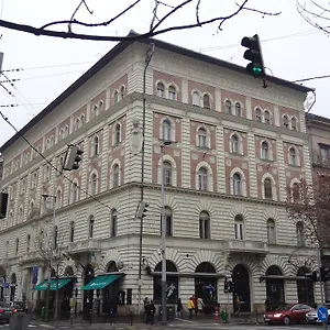  Апартаменты Parliament
