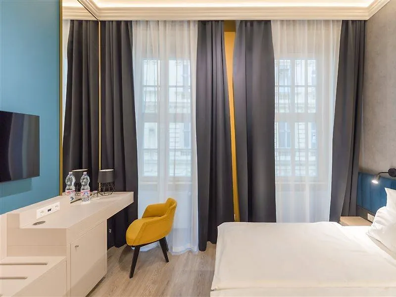 Alta Moda Fashion Hotel Budapest 4*,